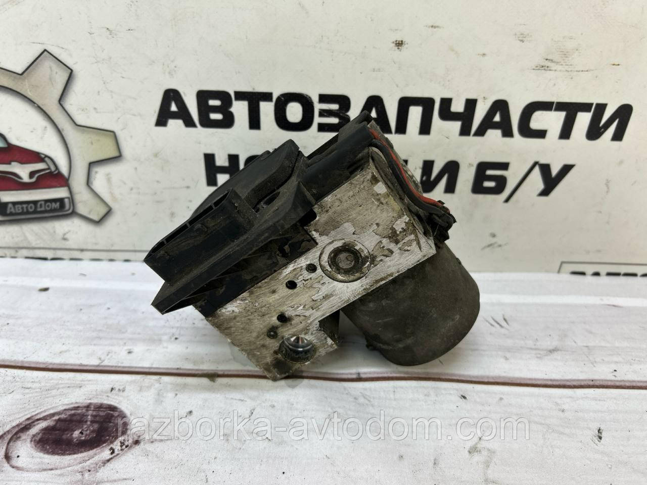Блок ABS АБС під ESP VW Passat B5 (96-05), Audi A8 94-02, A6 97-04, A4, Skoda SuperB OE:0265202401