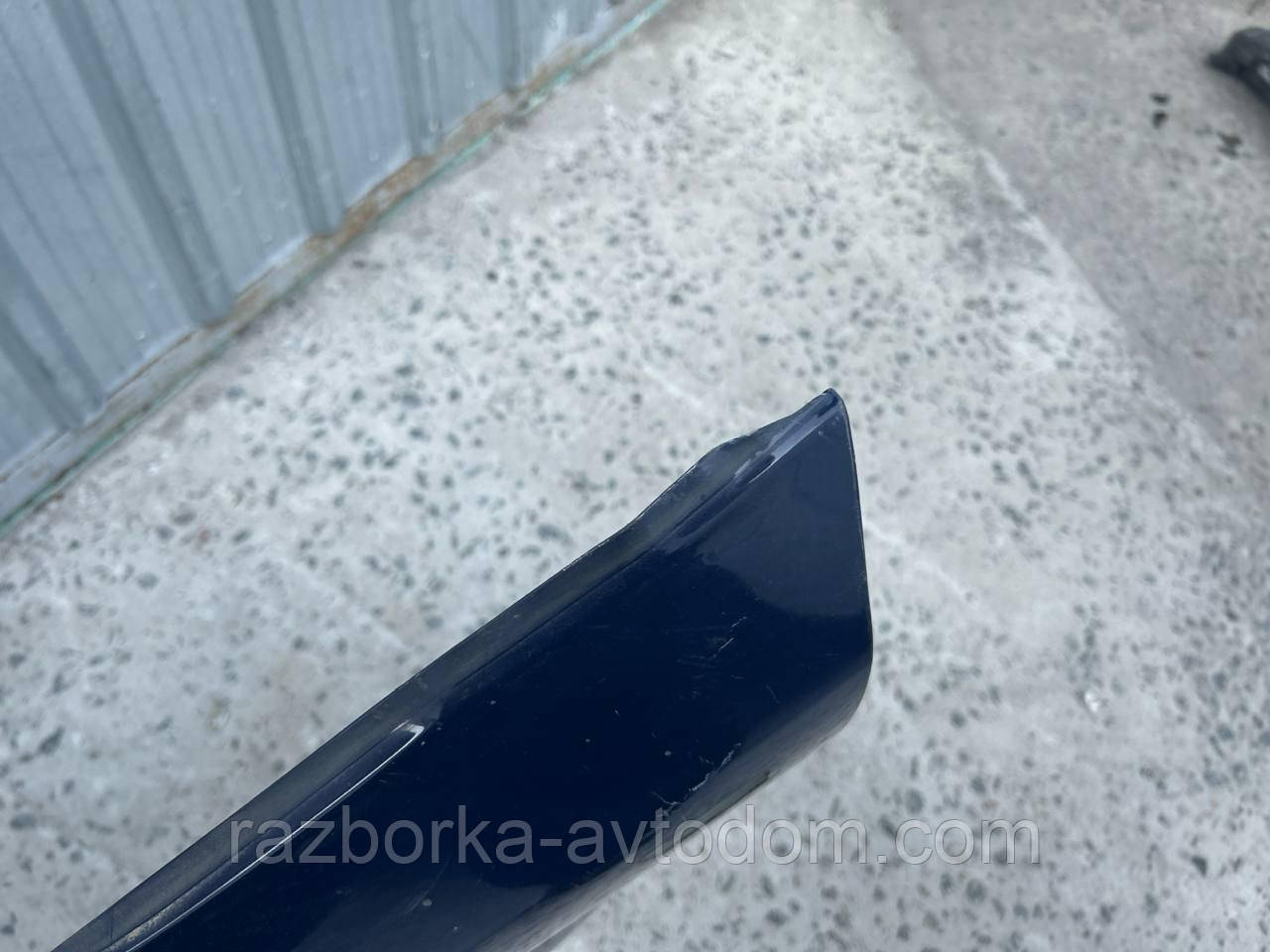 Крило переднє ліве Opel Zafira B (2005-2015) OE:93184411 Дефект: незначна іржа в нижній частині