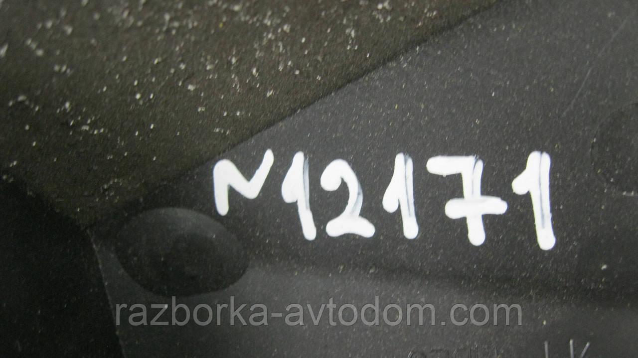Накладка замка задньої лівої двері Renault Megane 2 (2003-2009) OE:8200264643 фото 2