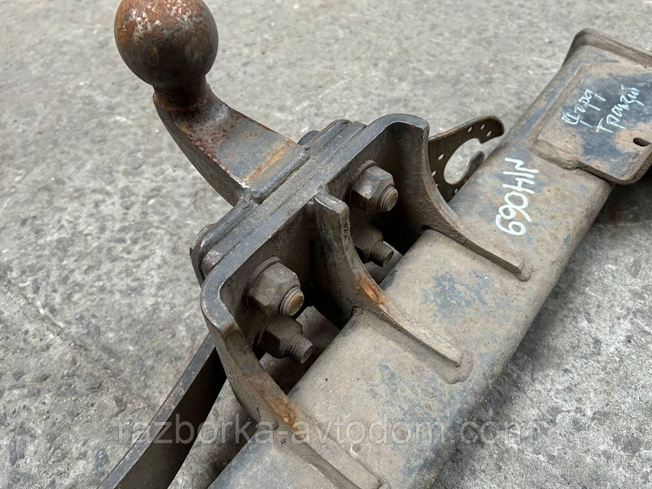 Причіпний Фаркоп Ford Transit (06-13) Б/У