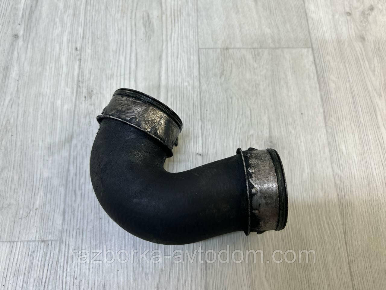 Патрубок інтеркулера нижній 1.9TDI, 2.0TDI SKODA Superb 1 (02-08), VW Passat B5 OE:3B0145834AC