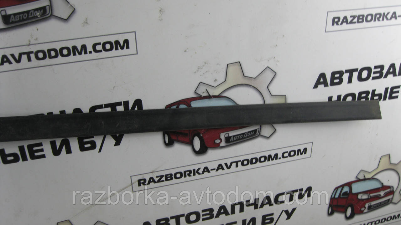 Молдинг/накладка порогу VW Passat B5 (1997-2000) OE:3B0853985 фото 2