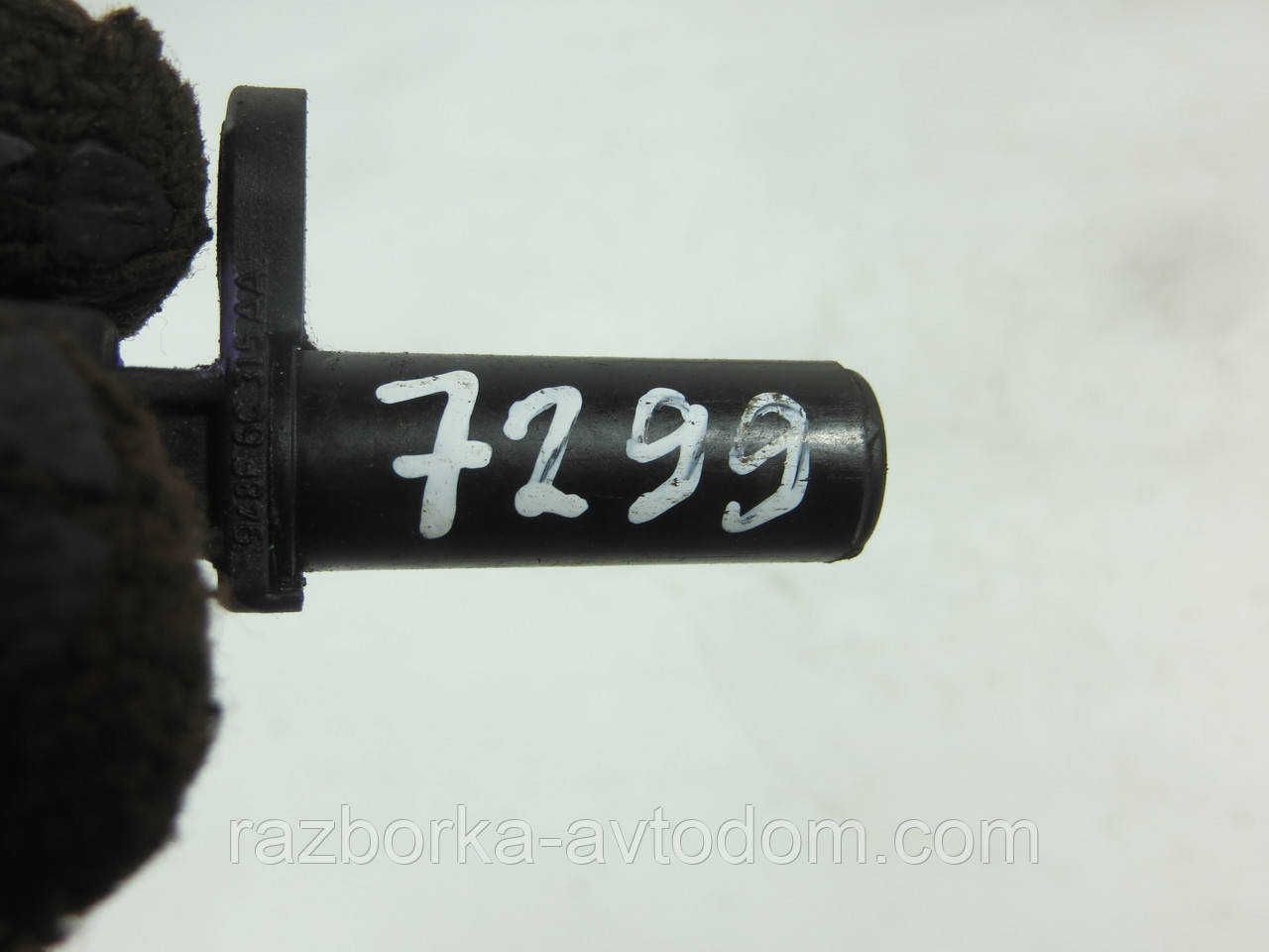 Датчик положення колінвала 2.0DI, 2.4DI, 2.4TDE FORD TRANSIT (2000-2006) ОЕ: 6740816