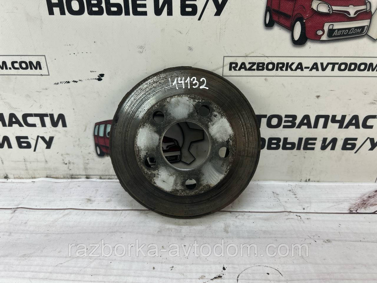 Диск гальмівний задній D245 VW Passat B5 (97-05), B6, Audi 100 C4, A6 OE:4A0615601A