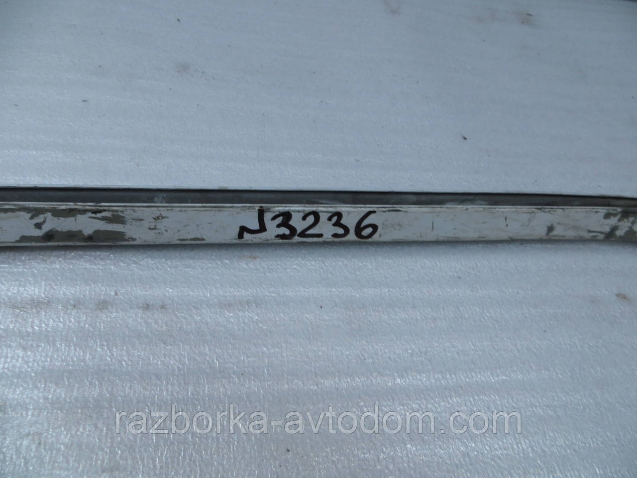 Напрямні ролики правих бічних дверей верхня Renault Trafic (2000-2014) OE:7700312375 фото 2