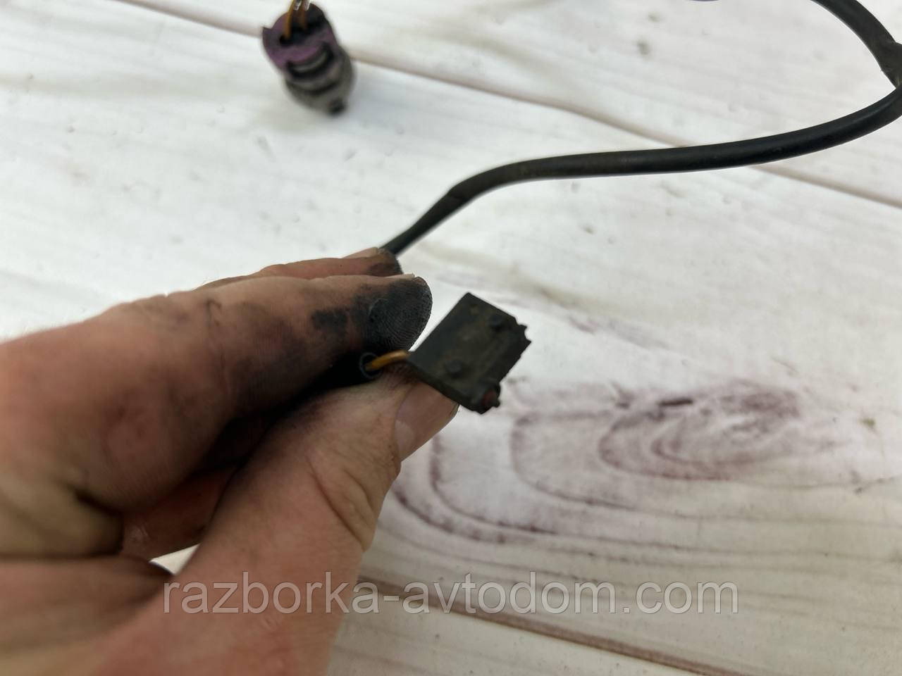 Дріт, фішка, роз'єм покажчика поворотника VW Passat B5 (96-00) OE: 013971955
