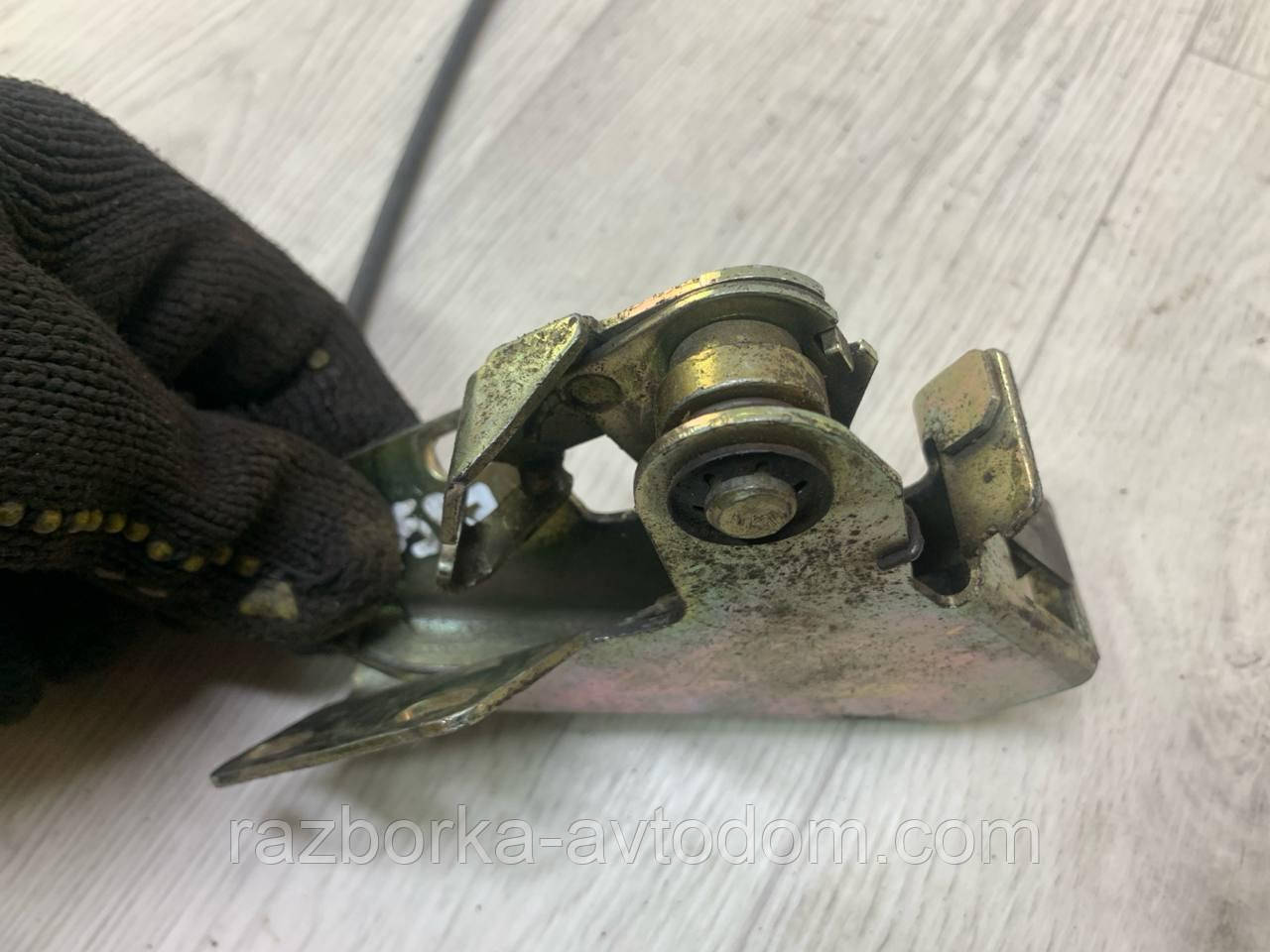 Замок дверцят задньої лівої лівої двостулкової Mercedes Vito W638 (1996-2003), OE: A6387400335