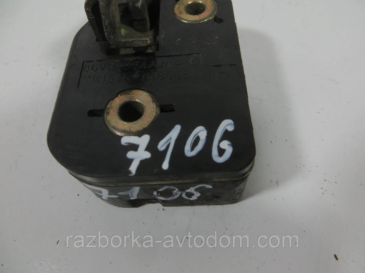 Замок дверцят бічний правий механікейський FORD TRANSIT (1986-2000) ОЕ: 86VBV264A26AC
