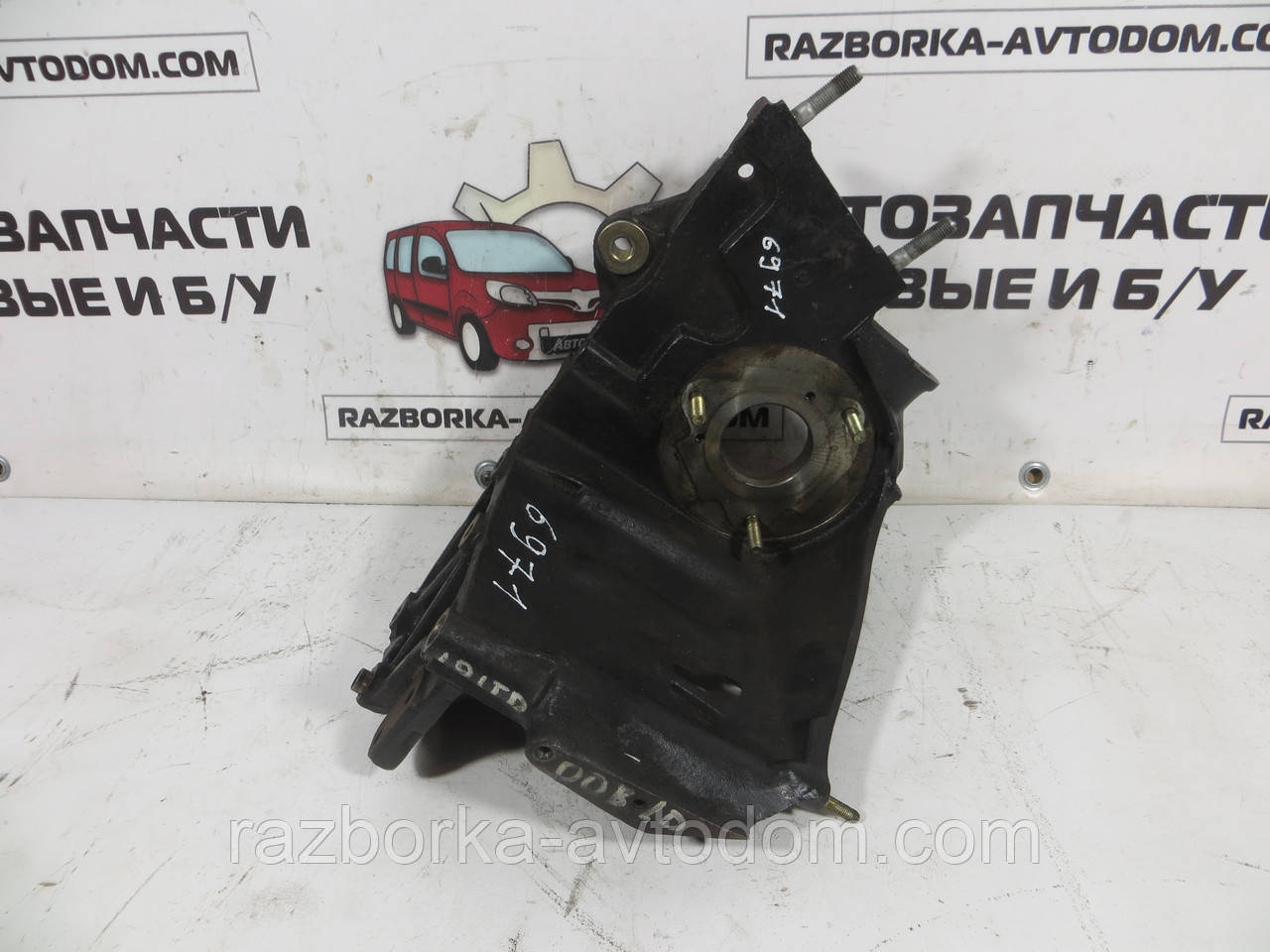 Кронштейн ТНВД 1.9JTD FIAT DOBLO (2000-2009) ОЕ: 46528888