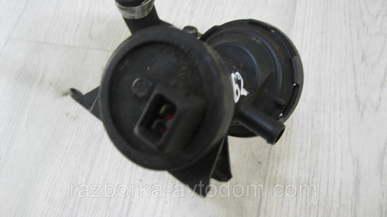Вакуумний клапан холостого ходу VW T4 (1990-1996), Passat B4 (1993-1997) Дефект OE: 023906281.