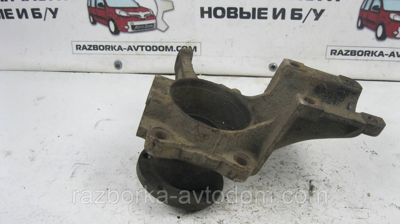 Поворотний кулак/ступиця перед ліва Citroen Jumper, Fiat Ducato, Peugeut Boxer R15 (1990-1994) OE:1300503080