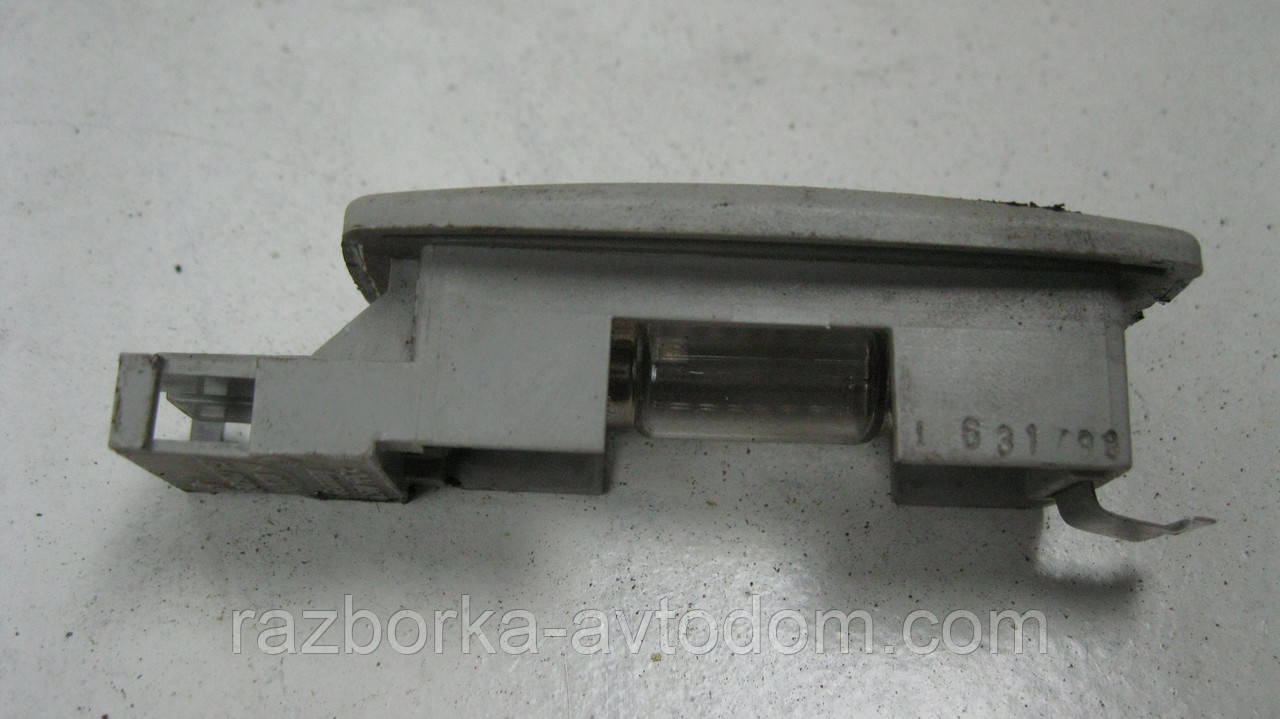 Ліхтар салону VW Passat B5 (1997-2000) OE:3B0947113