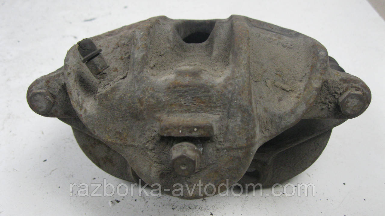 Суппорт передній лівий Opel Senator B (1988-1990), Omega A (1986-1994), Omega B (1994-2003) OE:90369384