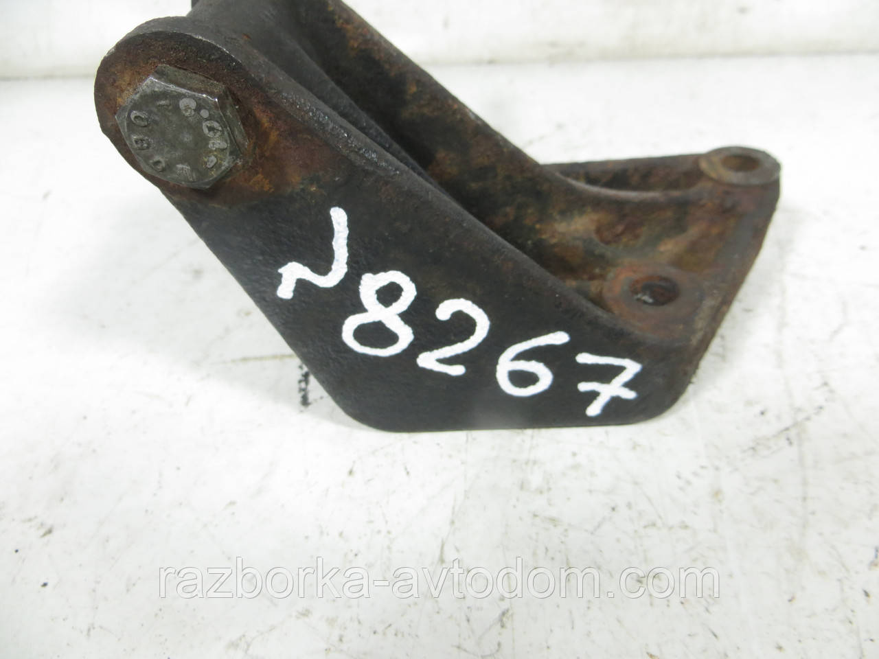 Кронштейн кріплення Двигуна КПП Alfa Romeo 155 (1992-1998) ОЕ: 60567418
