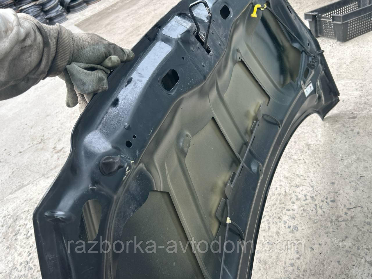 Капот Peugeot 308 (07-13) OE: 7901P6 (код фарби: KTV ) OE: 7901P6