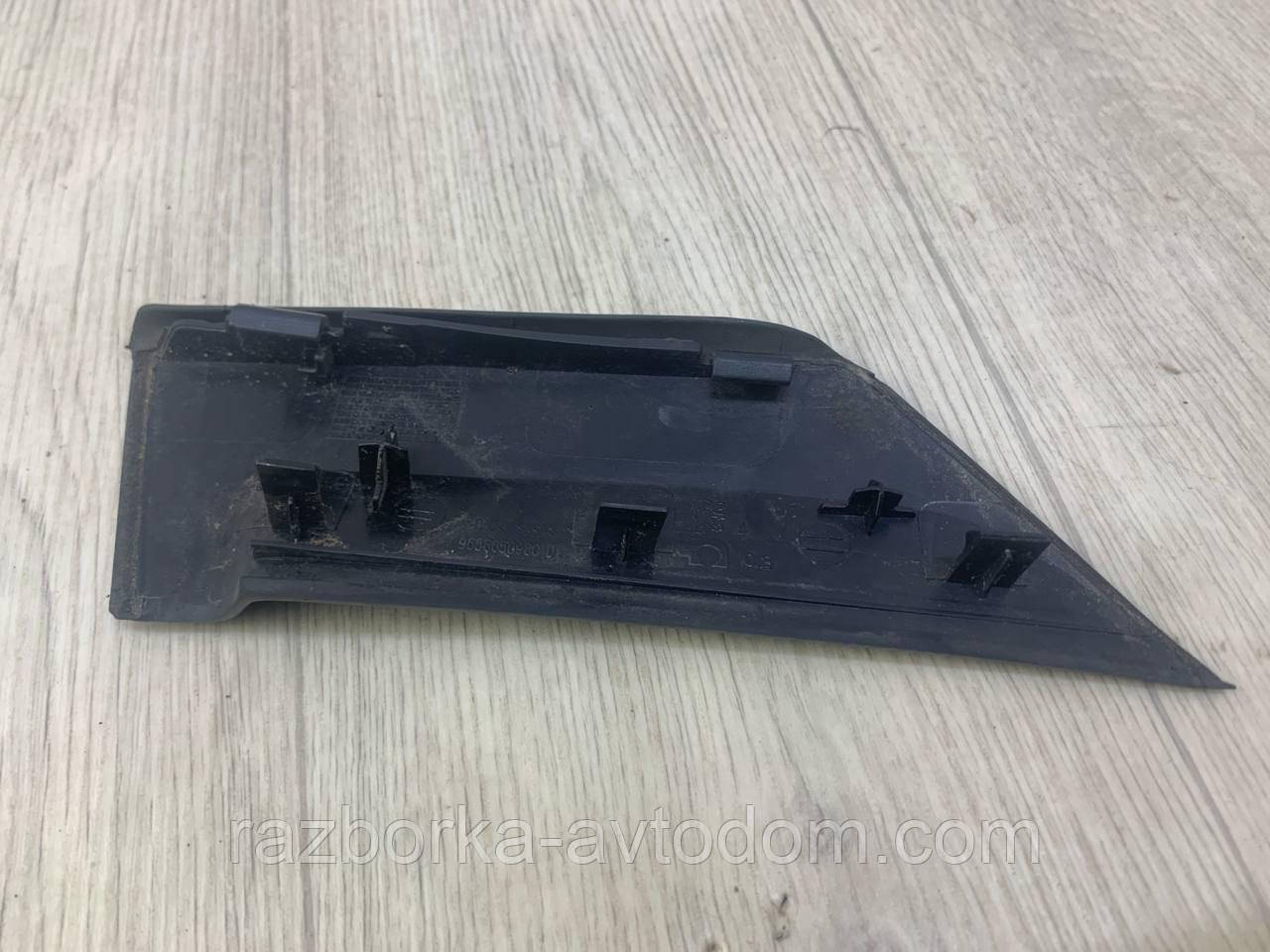 Накладка дзеркала дверей передньої правої PEUGEOT 308 (07-13) OE:9656650980