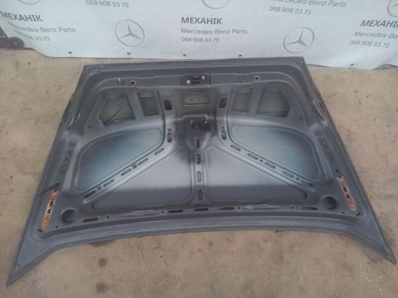 Кришка багажника Mercedes-Benz E-Class W124