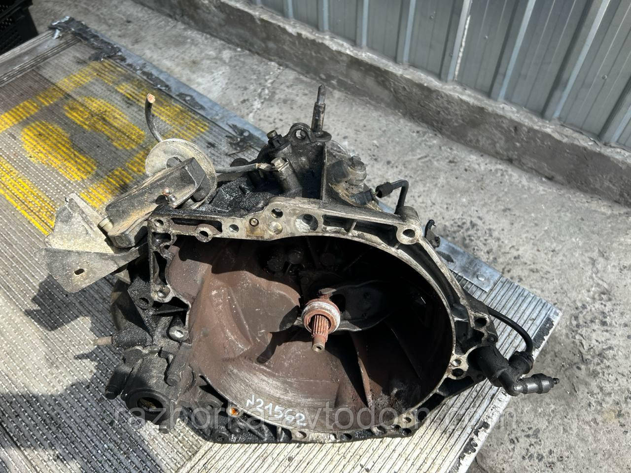 КПП, МКПП Коробка передач (механ) 5 маточина 20DM69 1.6HDI Peugeot 308 (07-), 307, 207, Citroen C4 OE:20dm69