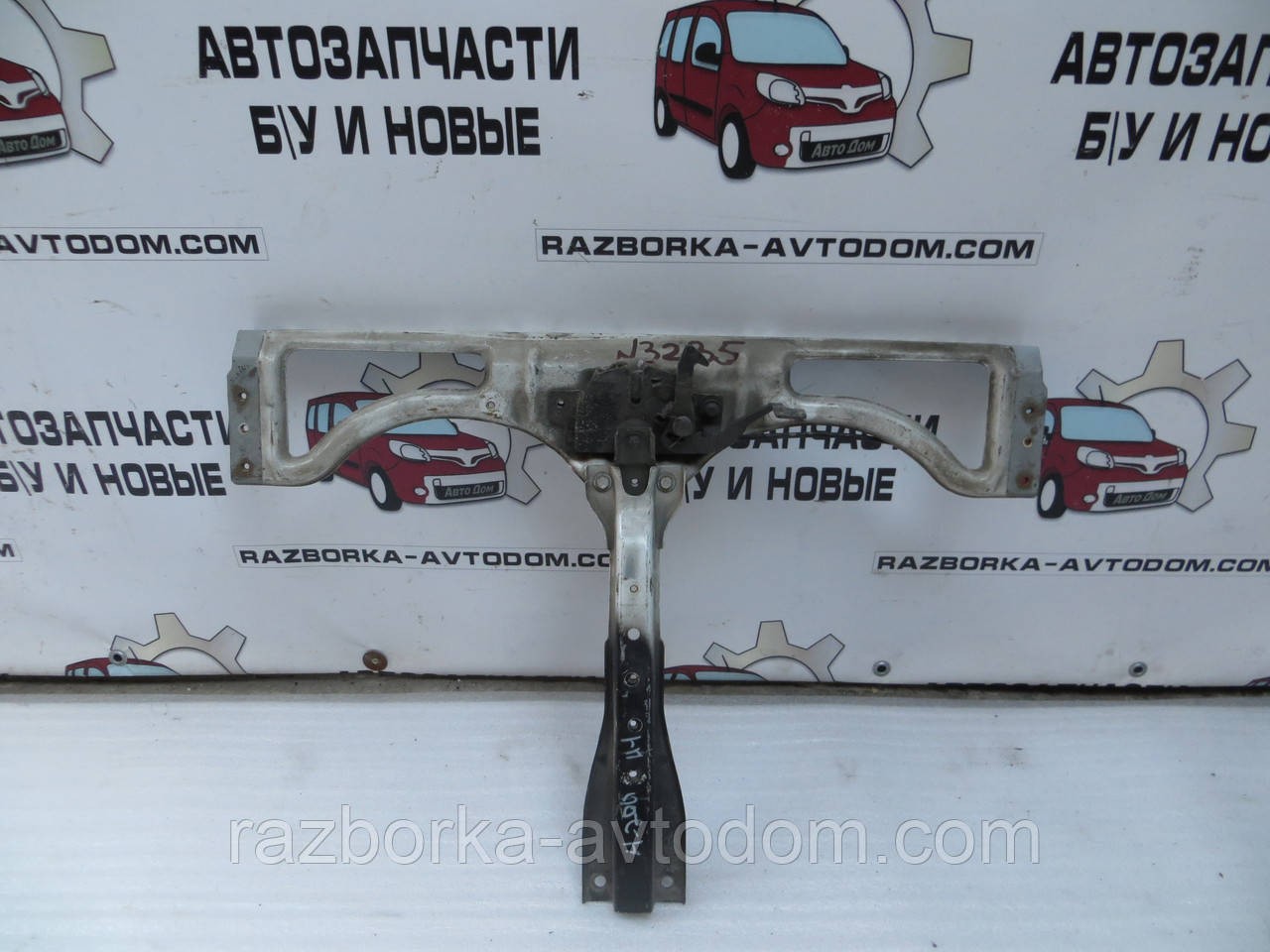 Панель передня (верхня частина) Hyundai H1 (1997-2004) фото 2