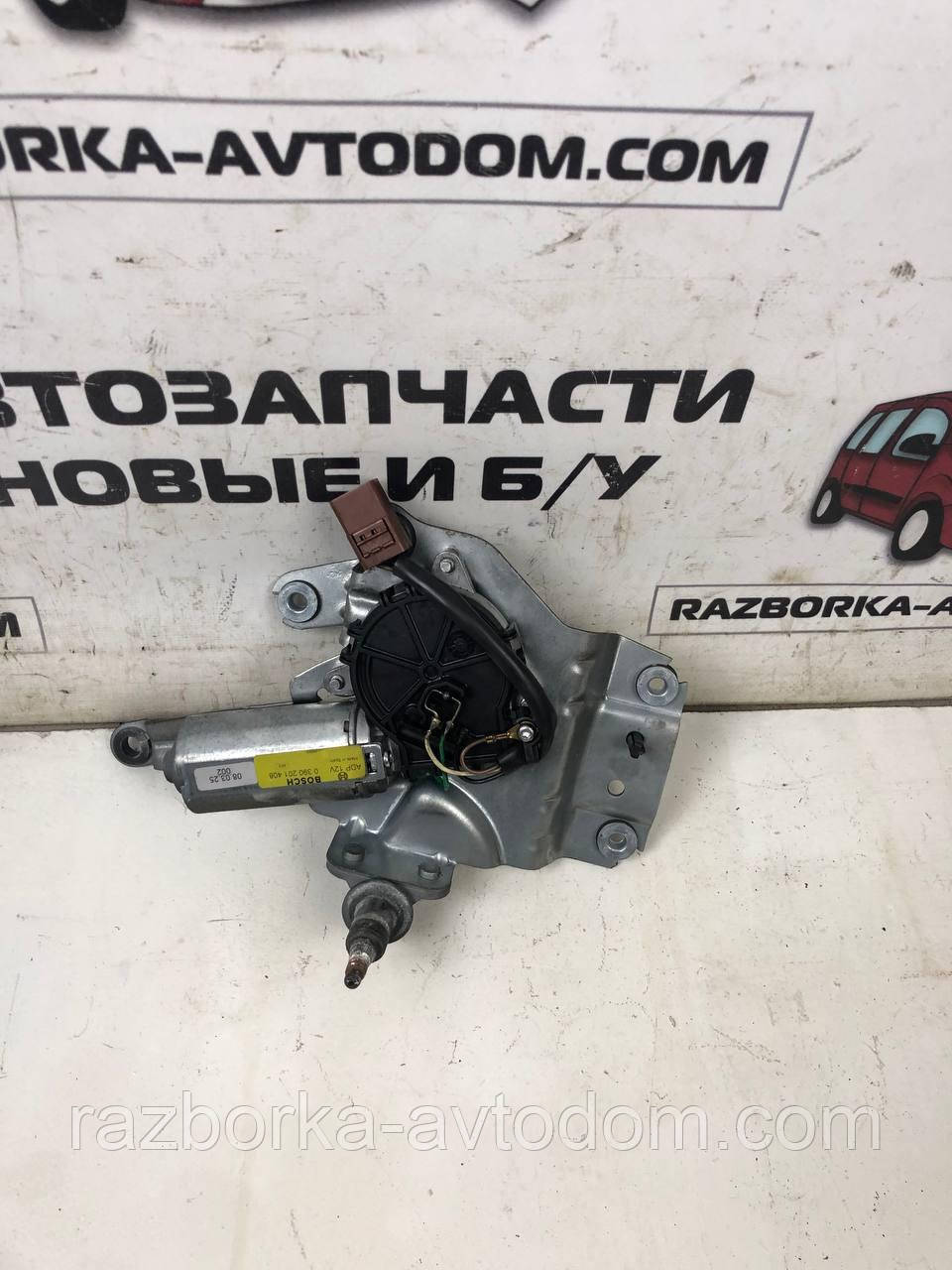 Моторчик склоочисника заднього дверей двостулковий Citroen Berlingo (96-08), Peugeot Partner (96-08) OE: