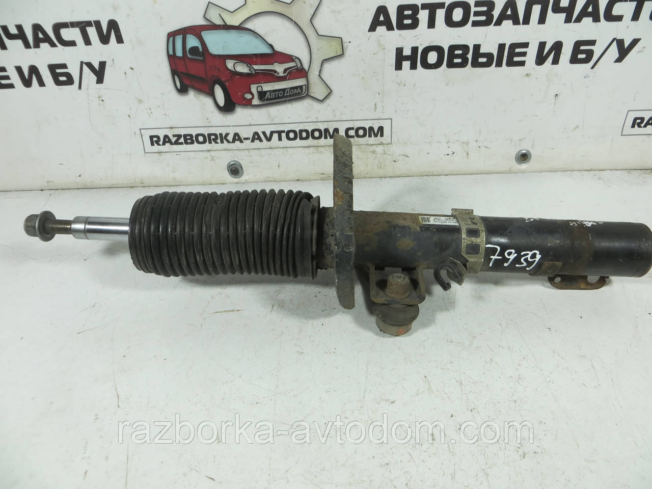 Амортизатор передний VW POLO, SKODA FABIA, SEAT CORDOBA (2002-2009) ОЕ: 100688.0