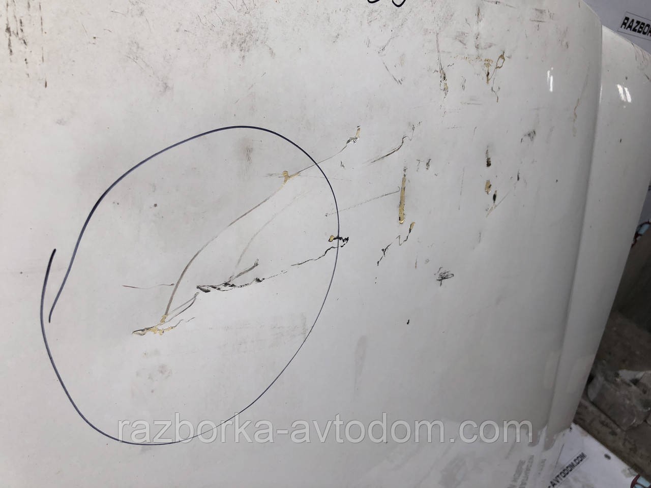 Капот Mercedes E-class W123 (75-85) OEM 1238800357