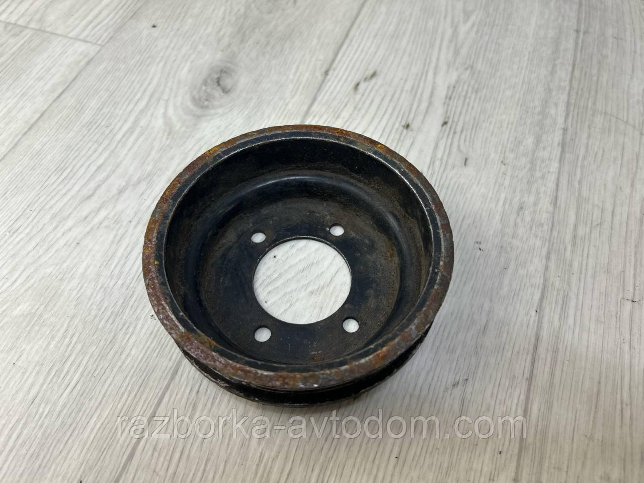 Шків помпи (5 струмків) BMW е39 м51 OE:2243682