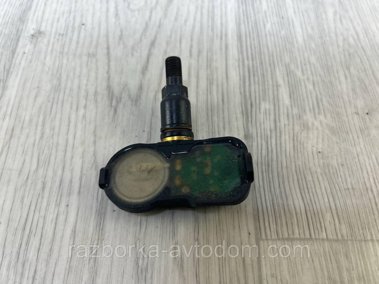 Датчик тиску в шинах Toyota Rav 4, Yaris, Versa, Lexus CT 200H OE:10r-035437,10r035437