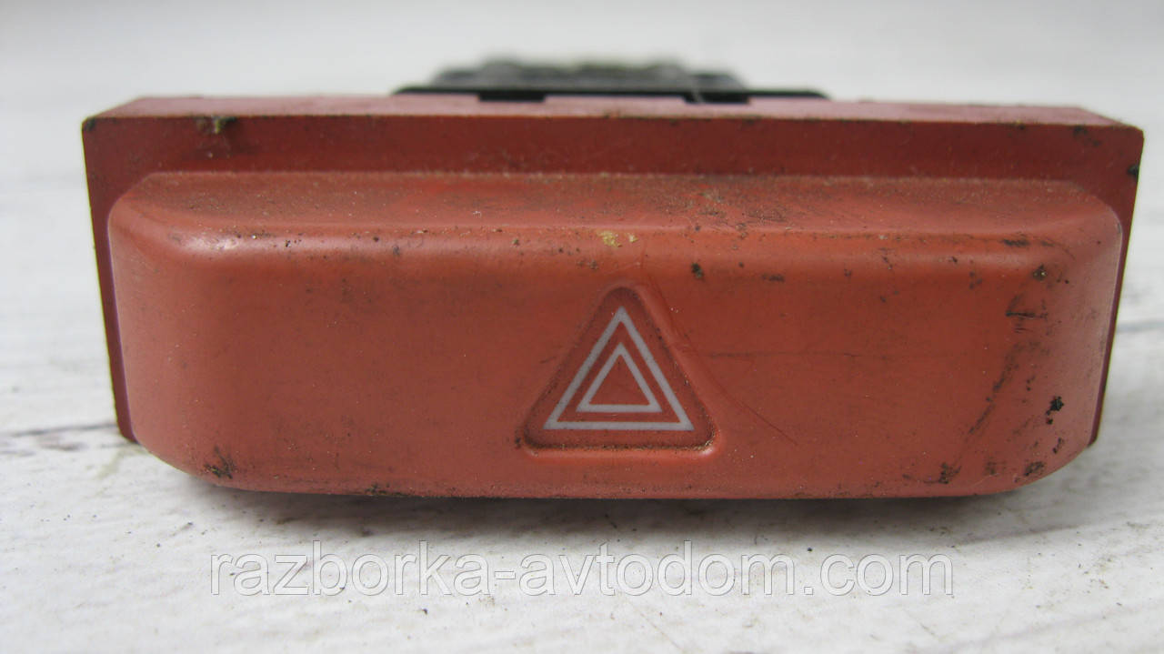 Кнопка аварійної пригоди Nissan X-Trail T30 (2001-2007) OE:252908H300