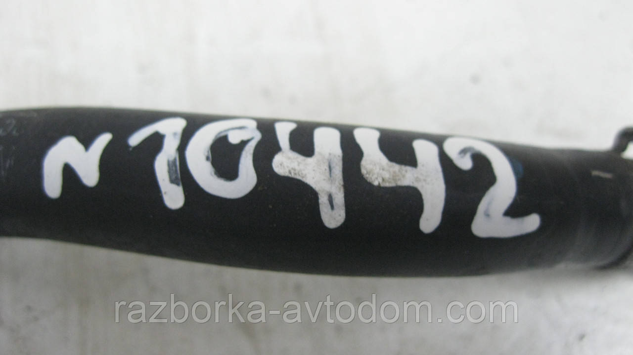 Патрубок вентиляції клапанної кришки ГБЦ Opel Vectra B, Astra G, Zafira A OE:90536276