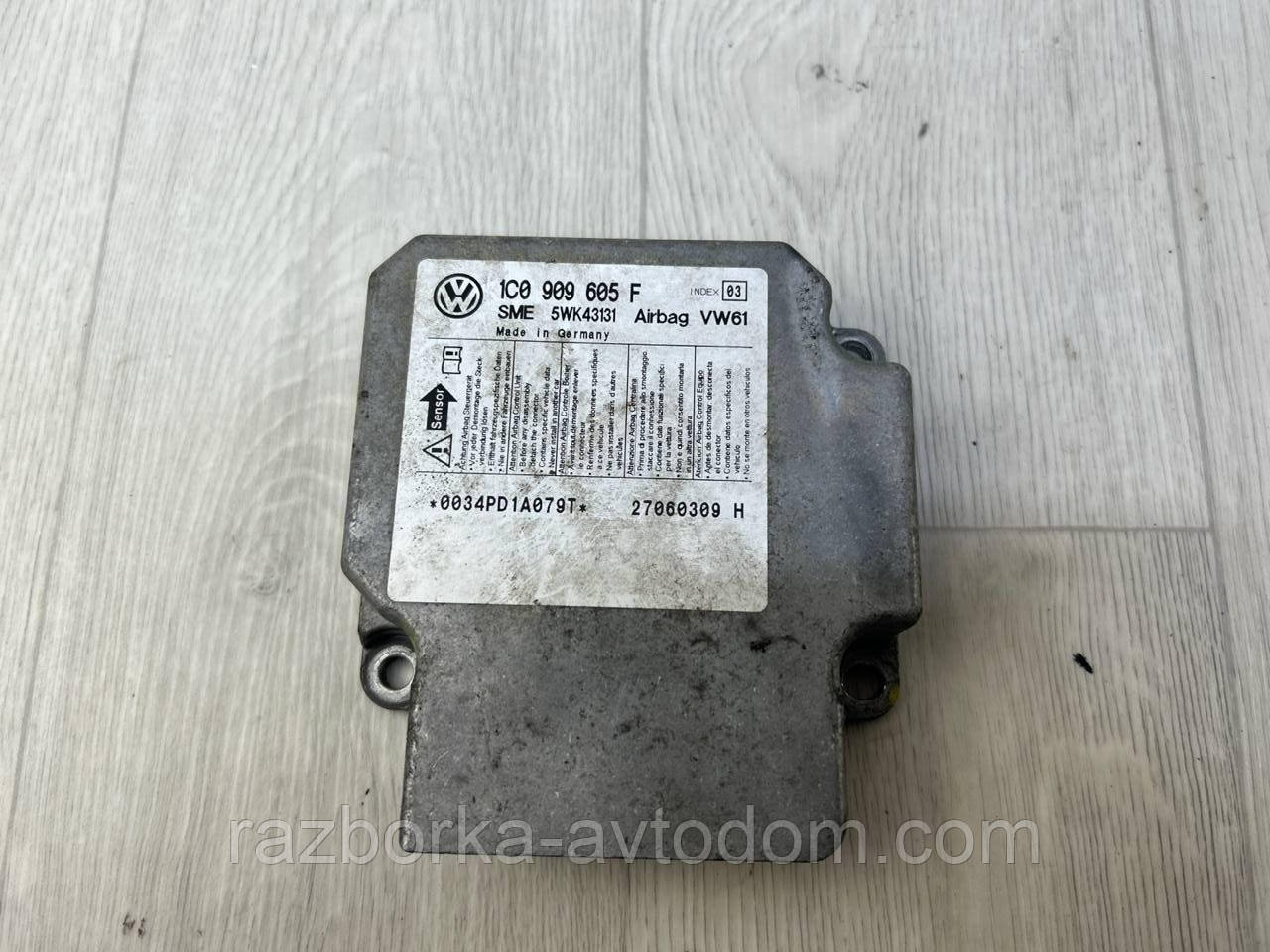 Блок керування AirBag Skoda Superb 1, VW Passat B6, Transporter T5 OE:1c0909605f