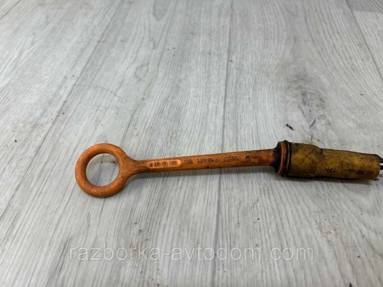 Щуп рівня оливи 1,9TD VW Passat b3,b4, golf 3, caddy 2, seat toledo OE:028115611c, 028103663b Дефект: напрямної