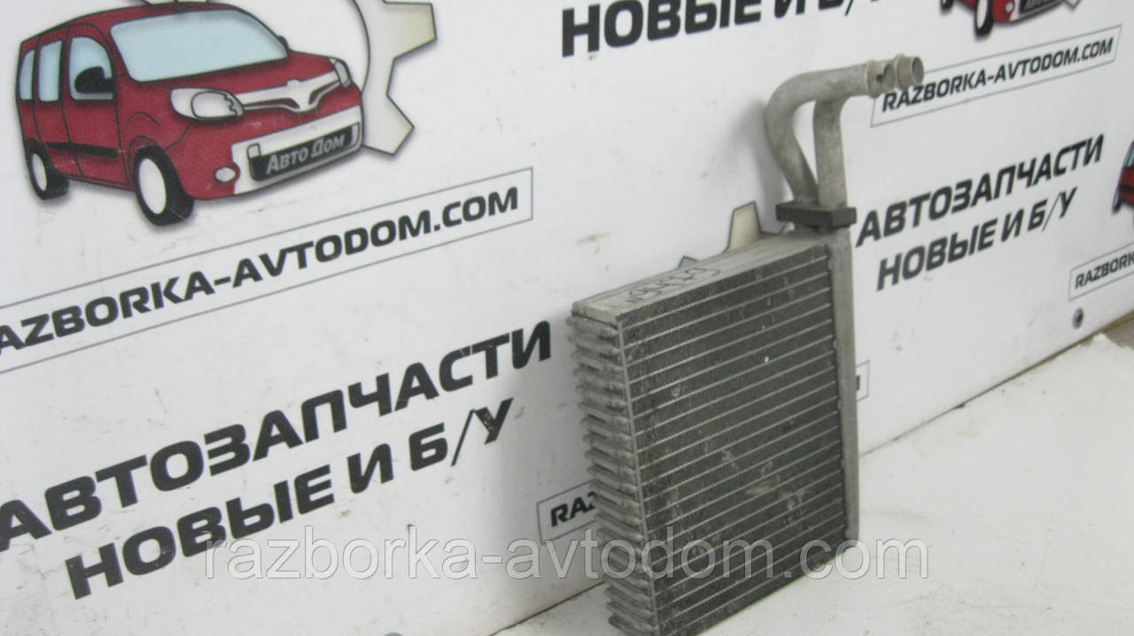 Радіатор опалення (пічки) Mercedes Sprinter (2000-2006) OE:A0038356101
