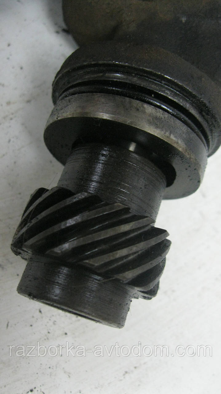 Вакуумний насос VW Golf 3 (1991-1997), Caddy (1995-2004), Audi A6 C4 (1994-1997) 1.9 TDI OE:028145101AX