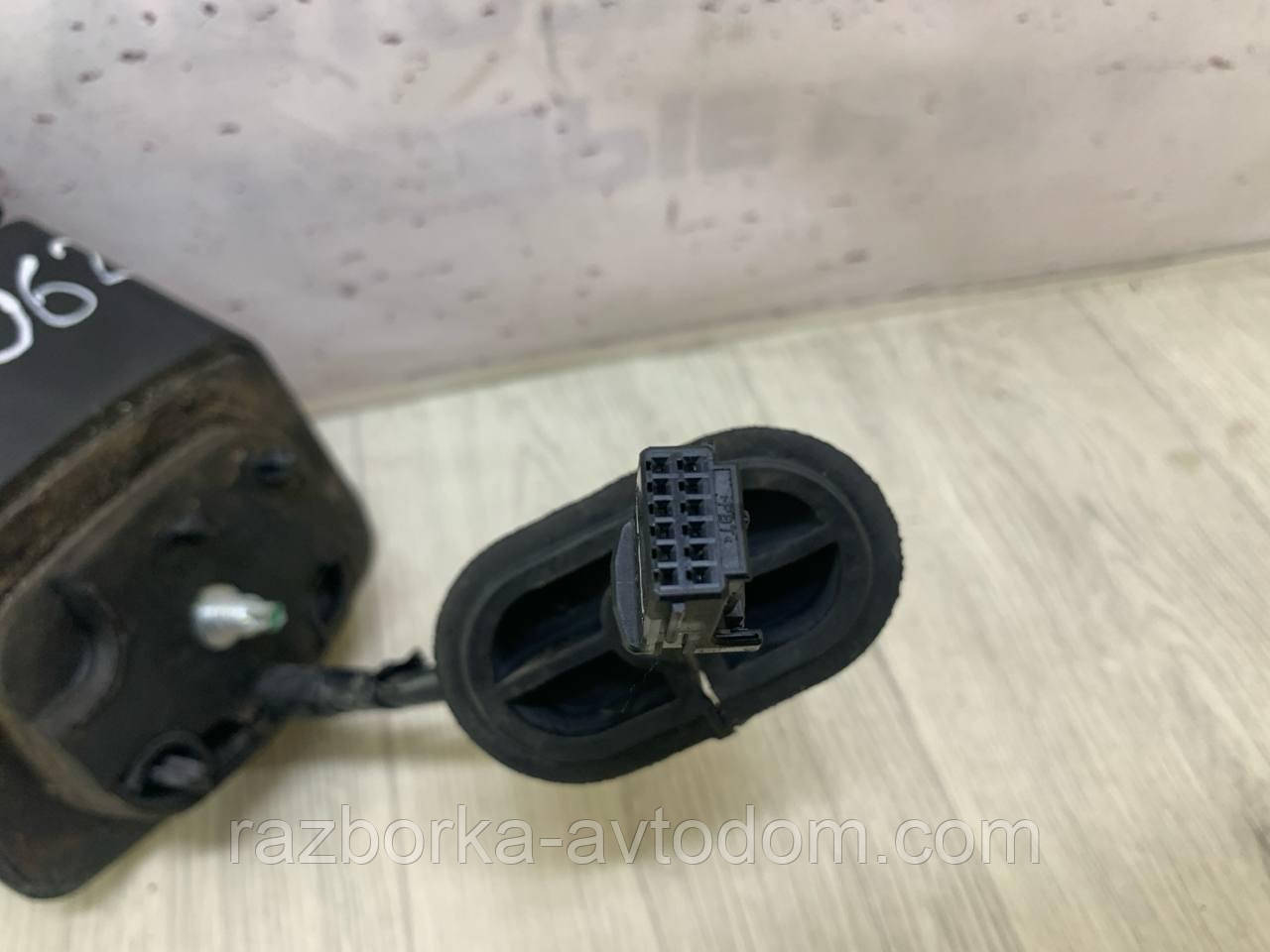 Дзеркало ліве (електро) Renault Scenic 3 / Renault Scenic 3 (09-16) OE:963024894R