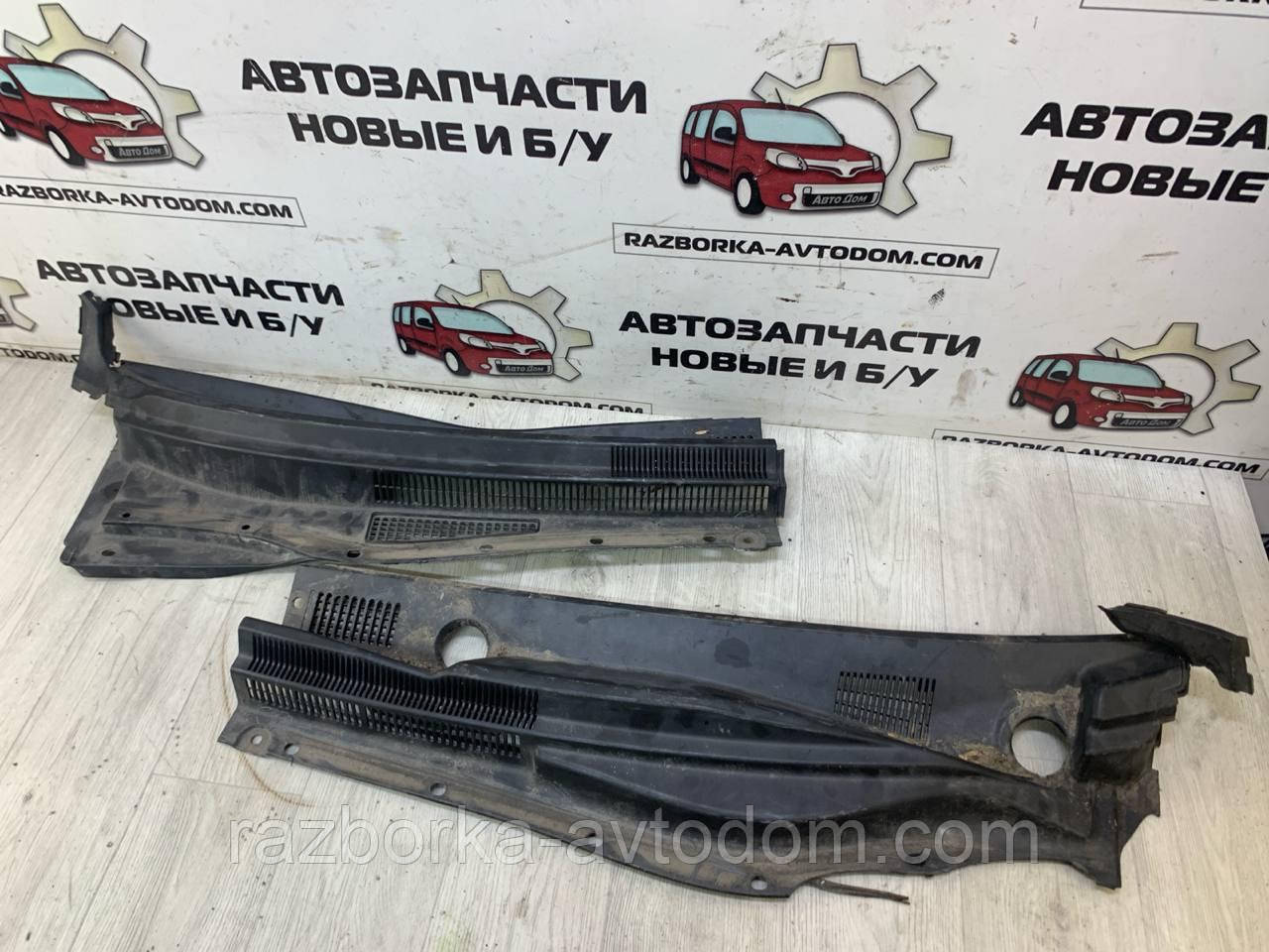 Пластик під лобове скло (жабо) комплект Kia Cerato (2006-2009), OE:861502F002
