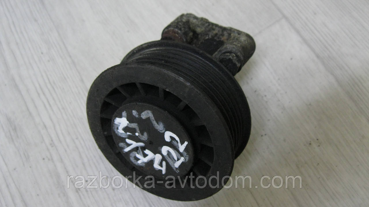 Кронштейн кріплення натяжного ролика генератора Mercedes Sprinter (1995-2000) A6012020640, 6012020640 фото 2