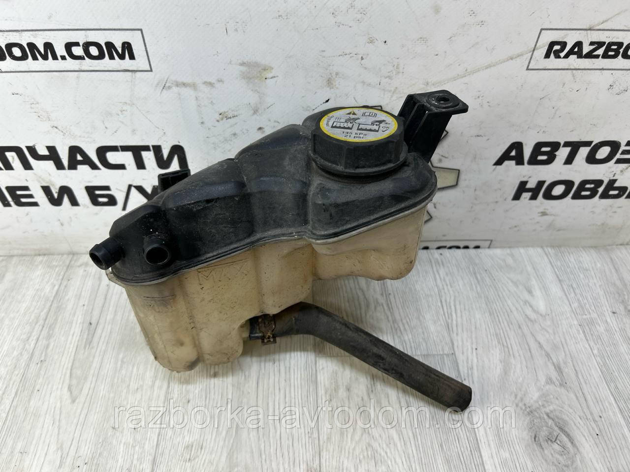 Бачок розширювальний Ford S-Max (06-15, Mondeo (07-11), Volvo cx60, cx70 OE:6g918k218d2l4a