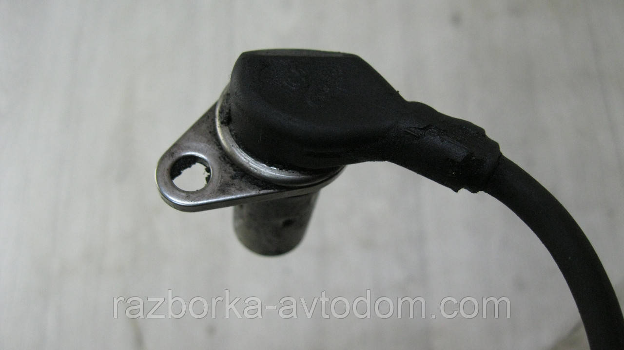 Датчик колінвала VW Passat B5 (1997-2000) 1,9TDI OE:028907319B