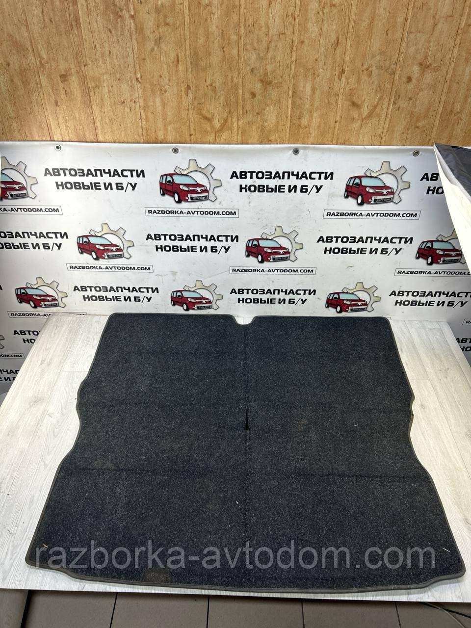Килимок багажника (ковер) Opel Zafira B (2005-2011) OE:13132200