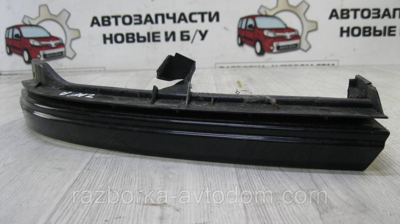 Вії накладка фари лівою Opel Zafira A (1999-2005) Дефект OE:90580651