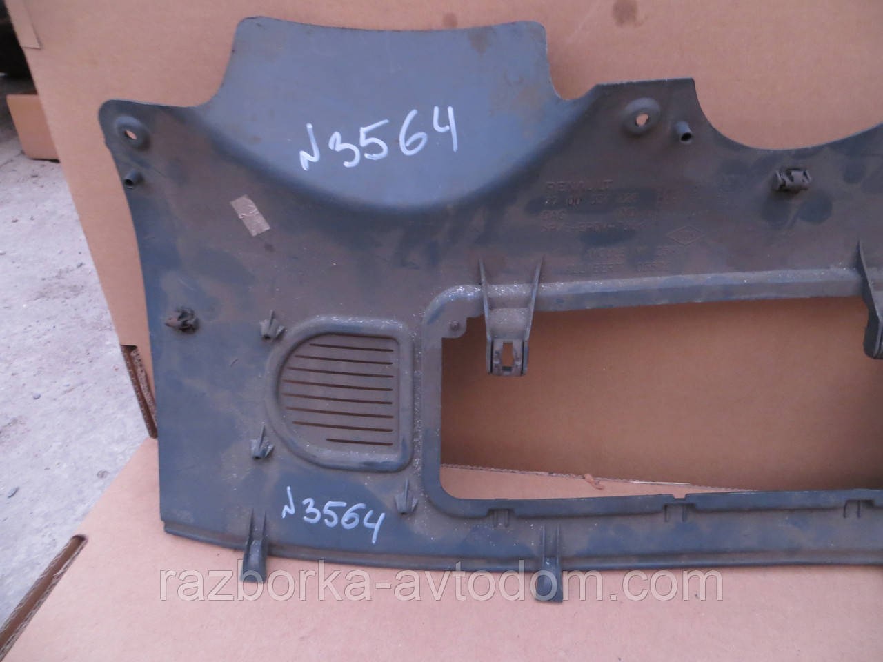 Заглушка під панель приладів Renault Kangoo (1998-2003) OE:7700354228