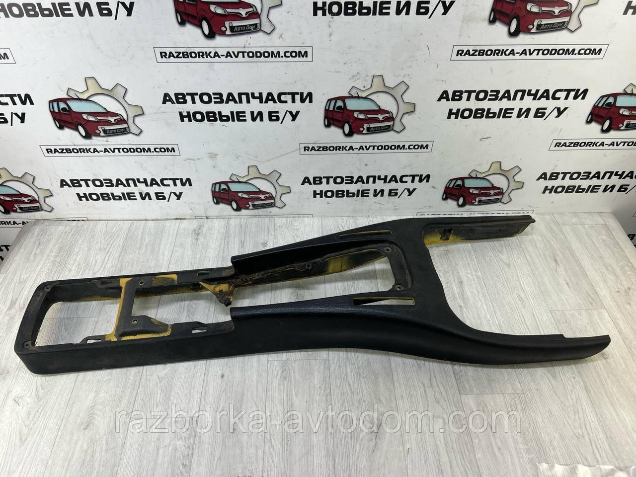 Центральна консоль у салоні Opel Omega B (1994-2003) OE:90459366