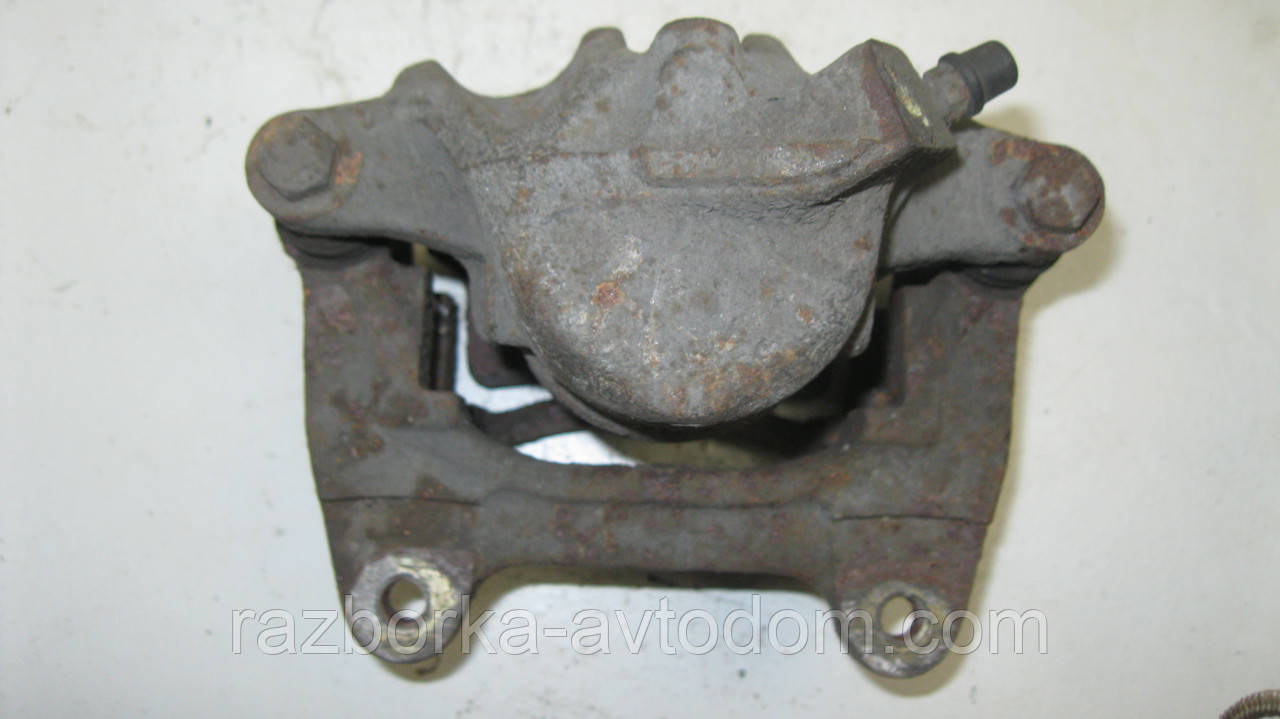 Суппорт передній правий Lancia Thema (1984-1994), Alfa Romeo 146 (1994-1996), Fiat Croma (1986-1996) OE:793771 фото 2
