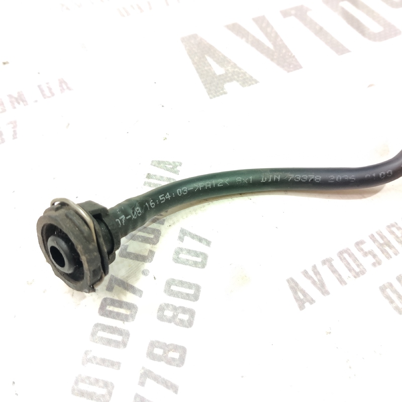Паливна трубка Audi A4 B8 (07-15) 2.0 Дизель фото 2