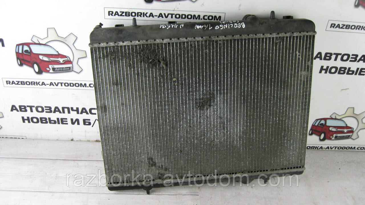 Радіатор охолодження двигуна основний Citroen Berlingo (1996-2008) 1.6HDI OE:9646528480, 1330K0, 636006