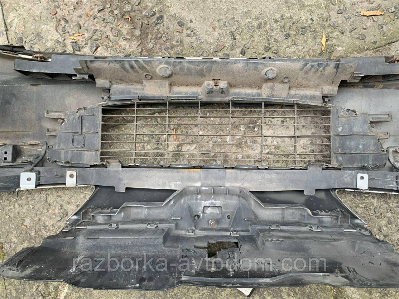 Бампер передній Peugeot 407 SW (04-11) OE: 964464437, 7401RA (фарба EZR) ДЕФЕКТ