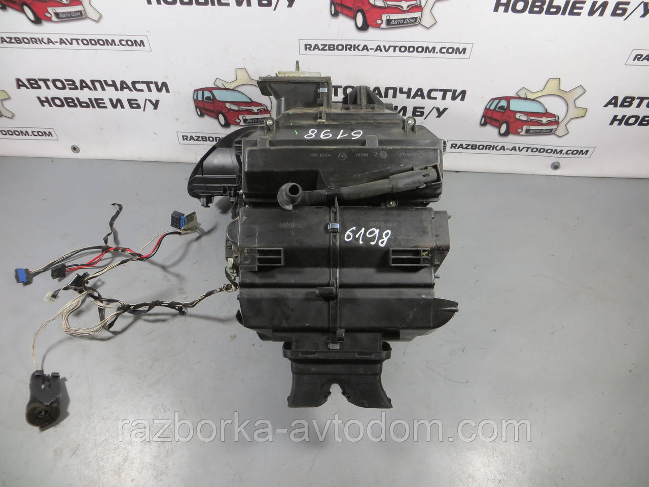 Корпус печії клімат контроль Behr Peugeot 307 (2001-2008) ОЕ: 91508 (не для двозонного клімату контролю)