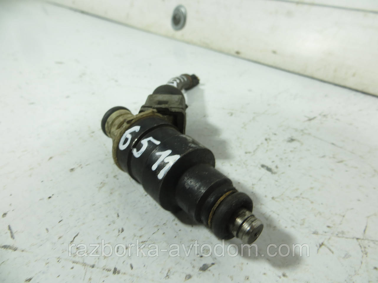 Форсунка бензин електро 2.0 24V BMW 3 E30 ОЕ: 0280150208