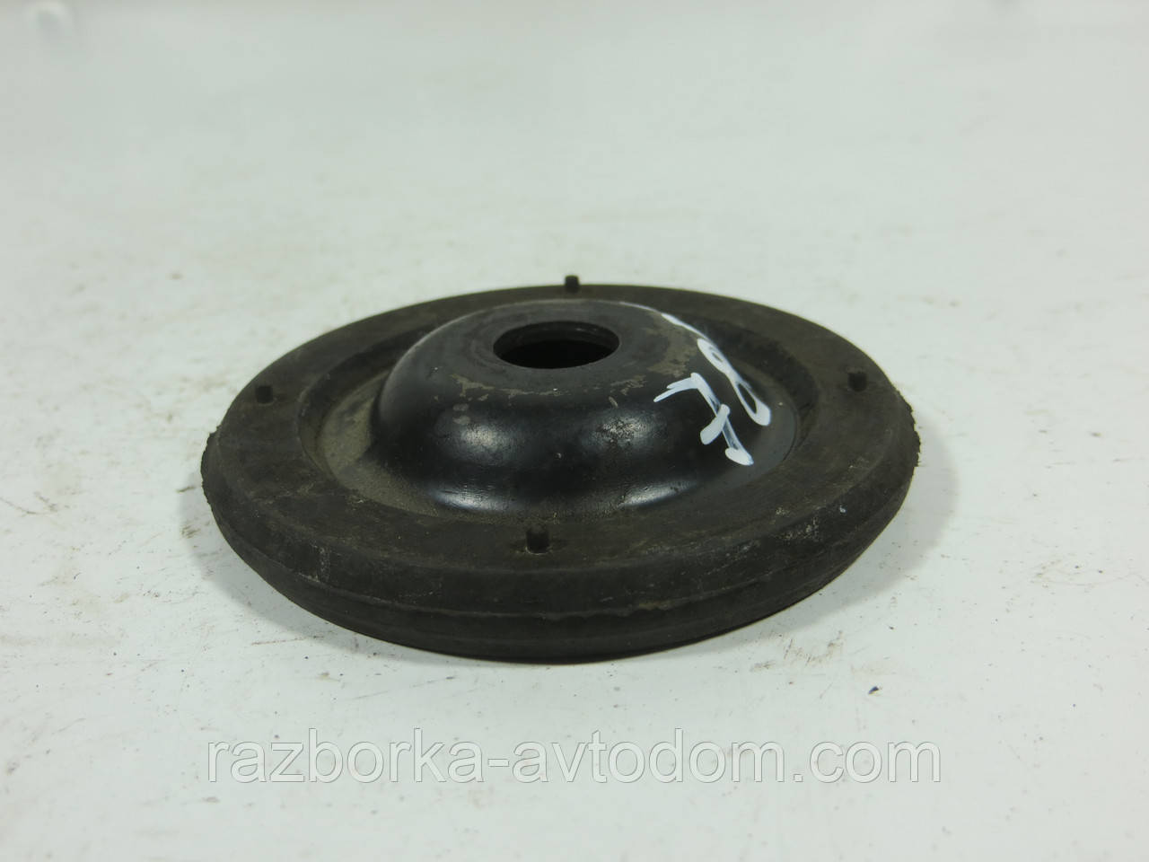 Опора стійки амортизатора задня FORD MONDEO (1993-1996) ОЕ: 6807408, 93BB-3W015-BA, 93BB3W015BA